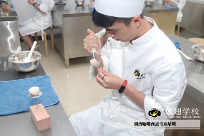 烘焙培訓班好嗎，為什么烘焙培訓班這么火？