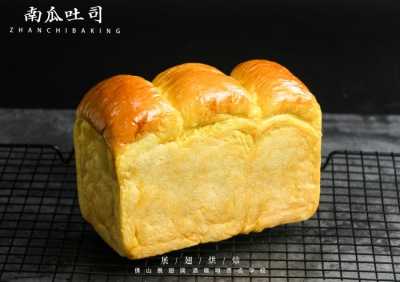 烘焙制作中，面團排氣怎么排？_烘焙培訓(xùn)